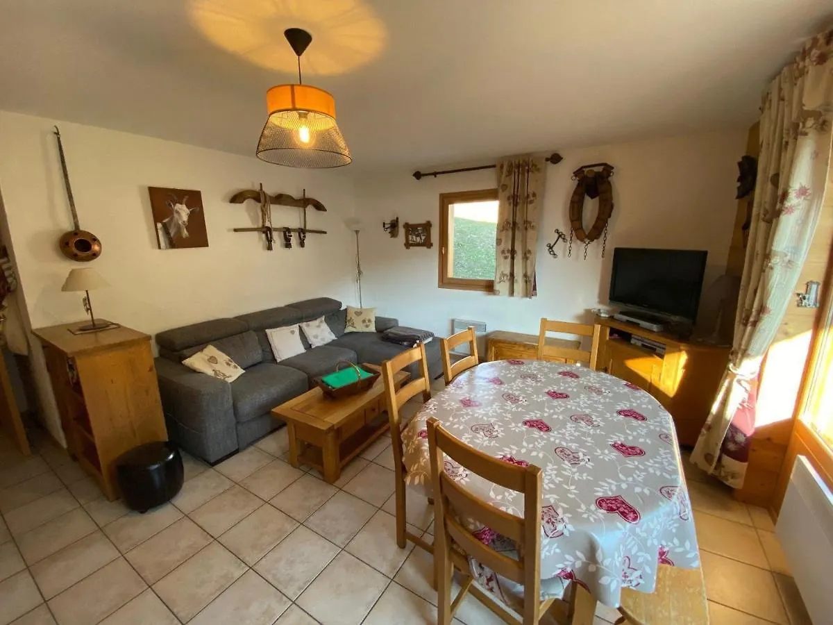Apartment Charmant Appartement 3 Pieces Aux Pieds Des Pistes - La Clusaz - Fr-1-459-90